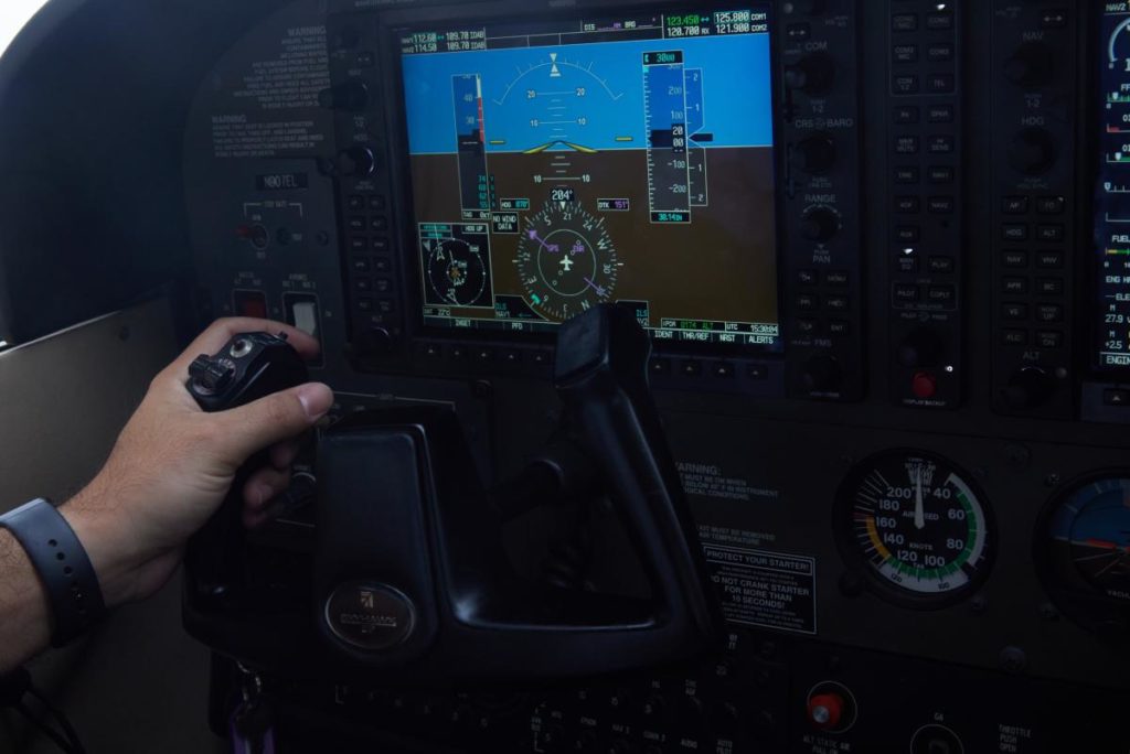 close up shot of g1000 avionics